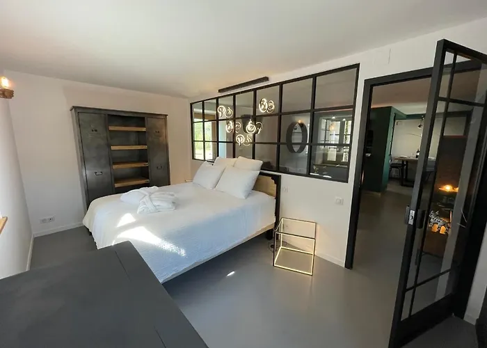 Le Clos Des Buis De Charme Le Loft Lägenhet Cazals (Lot)