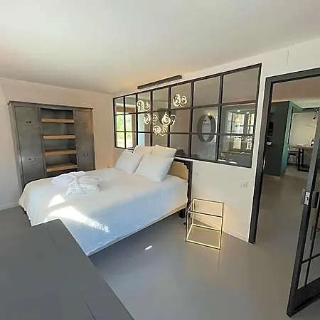 Le Clos Des Buis De Charme Le Loft アパート *